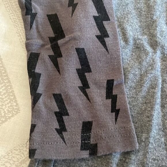 Appaman Girls Grey V Neck Long Sleeve Lightning Bolt Top - Picture 3 of 6